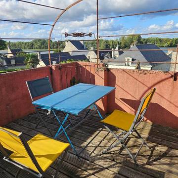 Gîte pour 7 personnes, avec vue et terrasse à Candes-Saint-Martin