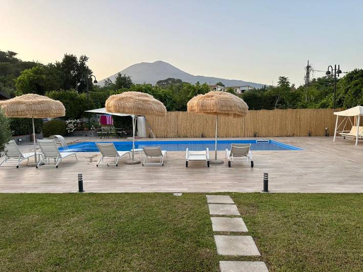Casa vacanza per 4 persone, con piscina e terrazza nonché giardino e idromassaggio in Trecase