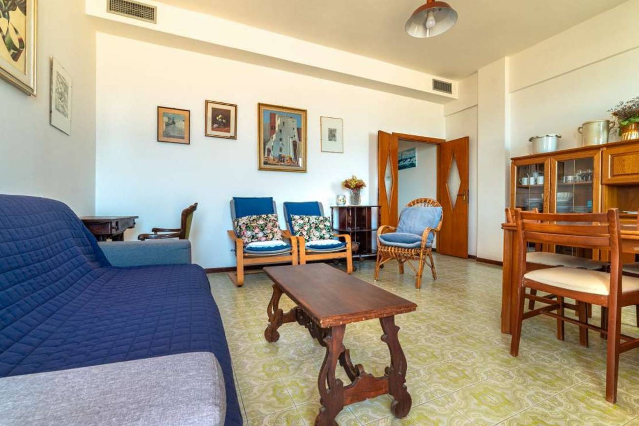 Appartement entier, Se245 - Senigallia, apartment with balcony and sea view in Bagni 11 Giovanni e Olga, Senigallia (Commune)