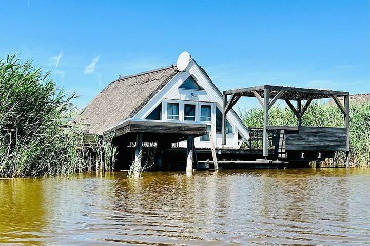 Chalet für 4 Personen, mit Balkon und Garten im Burgenland