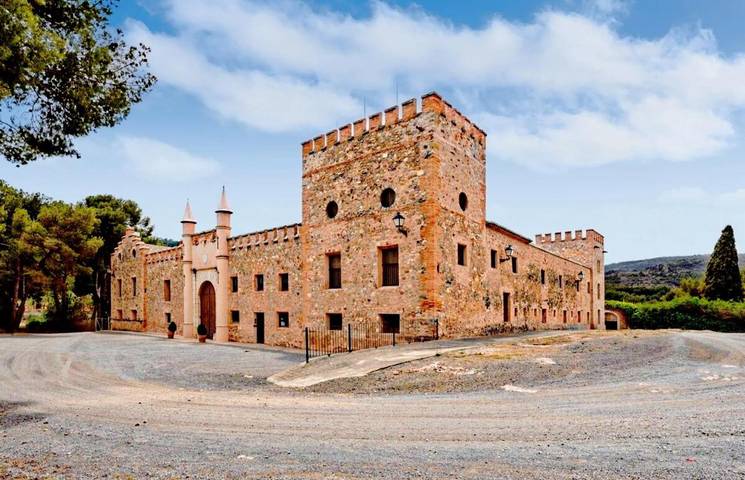 Casa rural para 4 personas, con jardín además de vistas y piscina en Alt Palància - 2