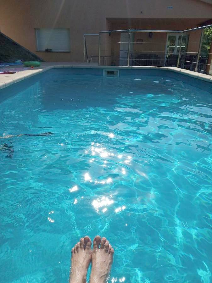 Gîte pour 16 personnes, avec jardin ainsi que vue et piscine à Santa Pau - 3