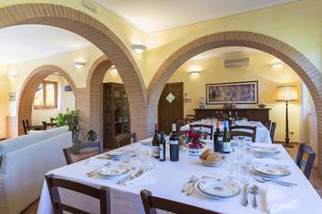 Glamping per 16 Persone in Castiglione del Lago, Lago Trasimeno, Foto 4