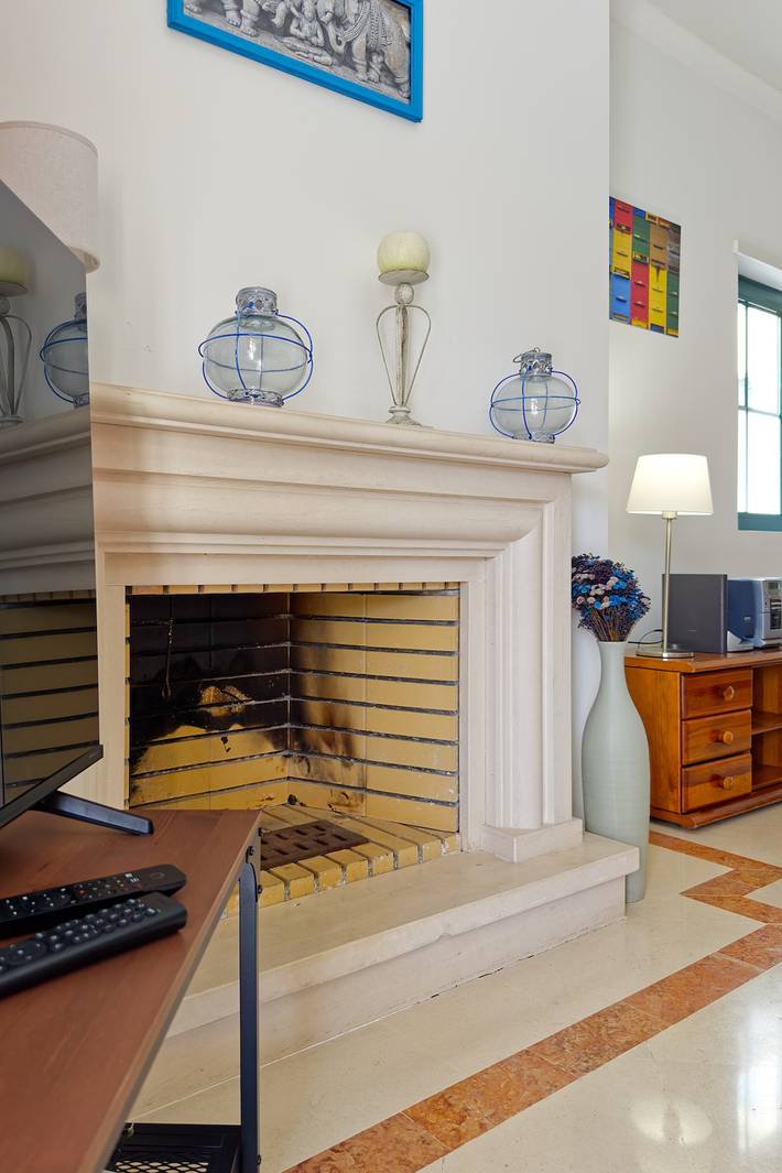 Ganze Wohnung, Ferienwohnung für 6 Personen mit Terrasse in Carcavelos e Parede, Costa de Lisboa