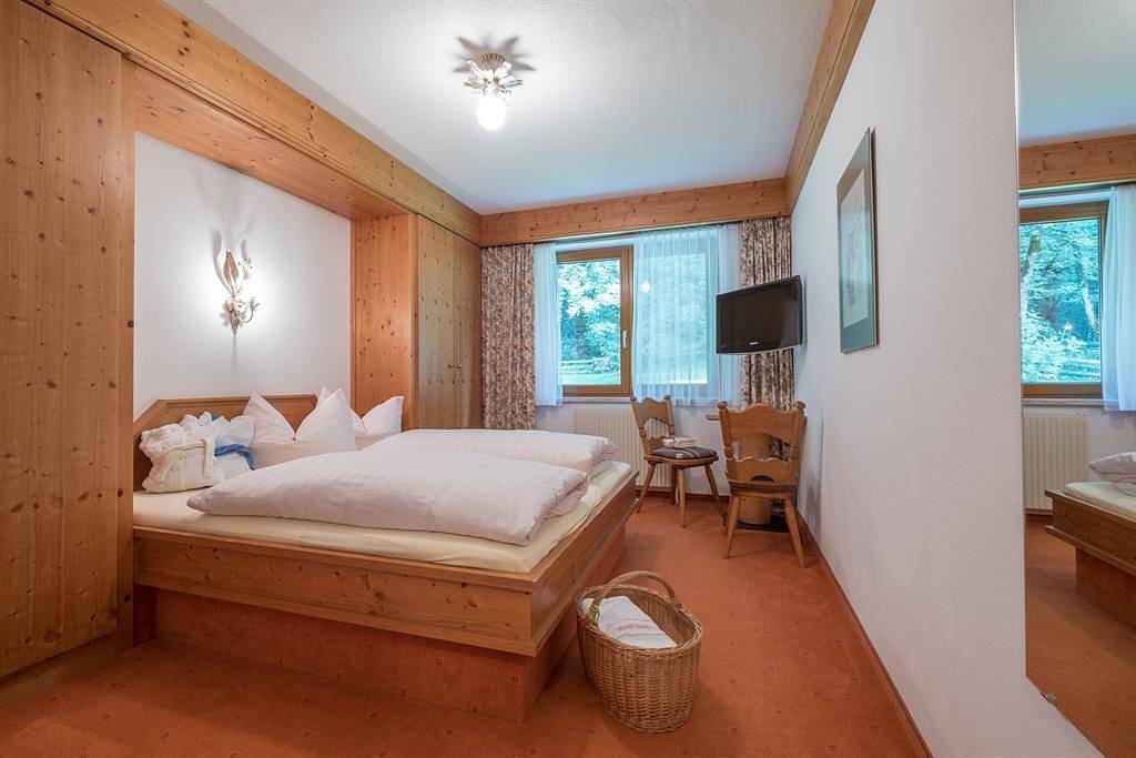 Ganze Ferienwohnung, Montana Junior in Untergiblen, Elbigenalp