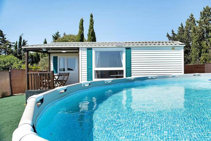 Camping pour 5 personnes, avec Terrasse et Jardin ainsi que Piscine et Vue à Conil de la Frontera