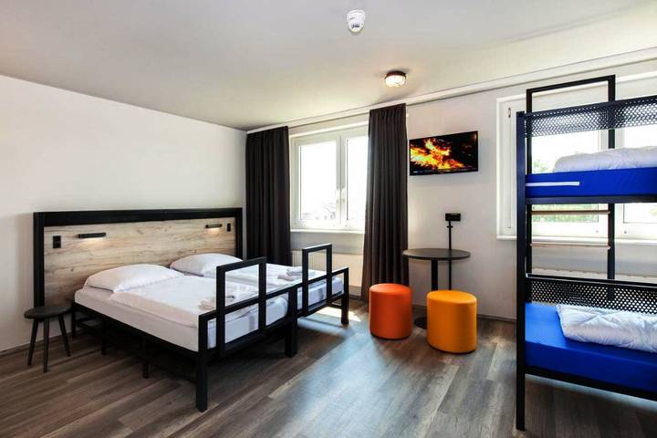 Hotel für 8 Personen, mit Garten in Moabit Berlin - 2