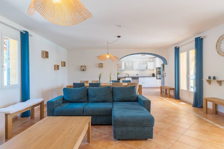 Ferienhaus für 12 Personen, mit Balkon und Garten sowie Kinderpool im Luberon - 4