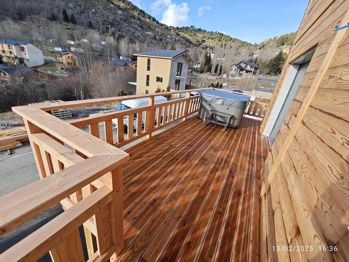 Gîte pour 10 personnes, avec terrasse et vue, animaux acceptés à Égat - 3