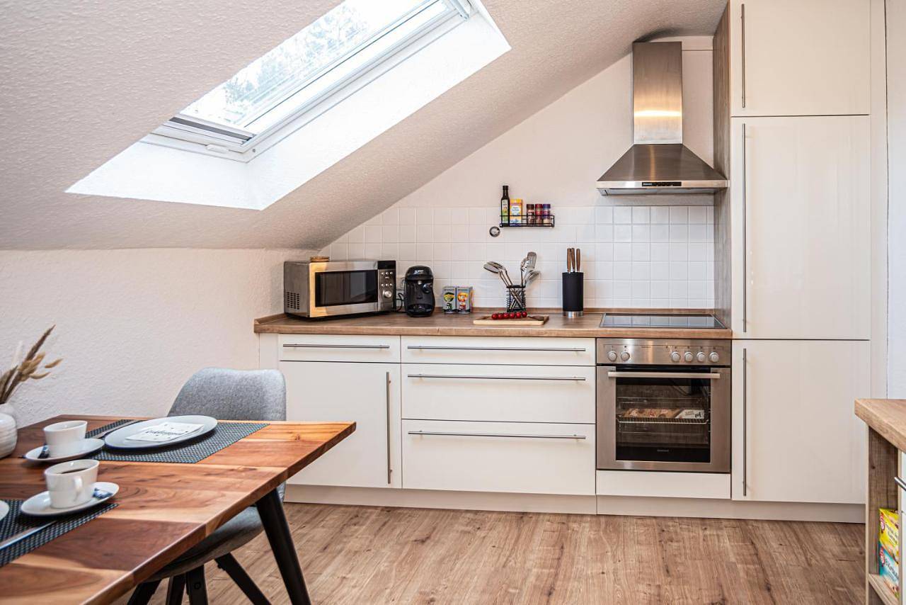 Ganze Wohnung, One-Bedroom Apartment in Marl, Kreis Recklinghausen