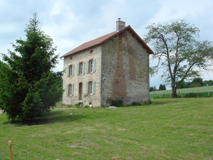 Gîte pour 6 personnes, avec vue sur le lac ainsi que terrasse et jardin dans la Creuse - 2