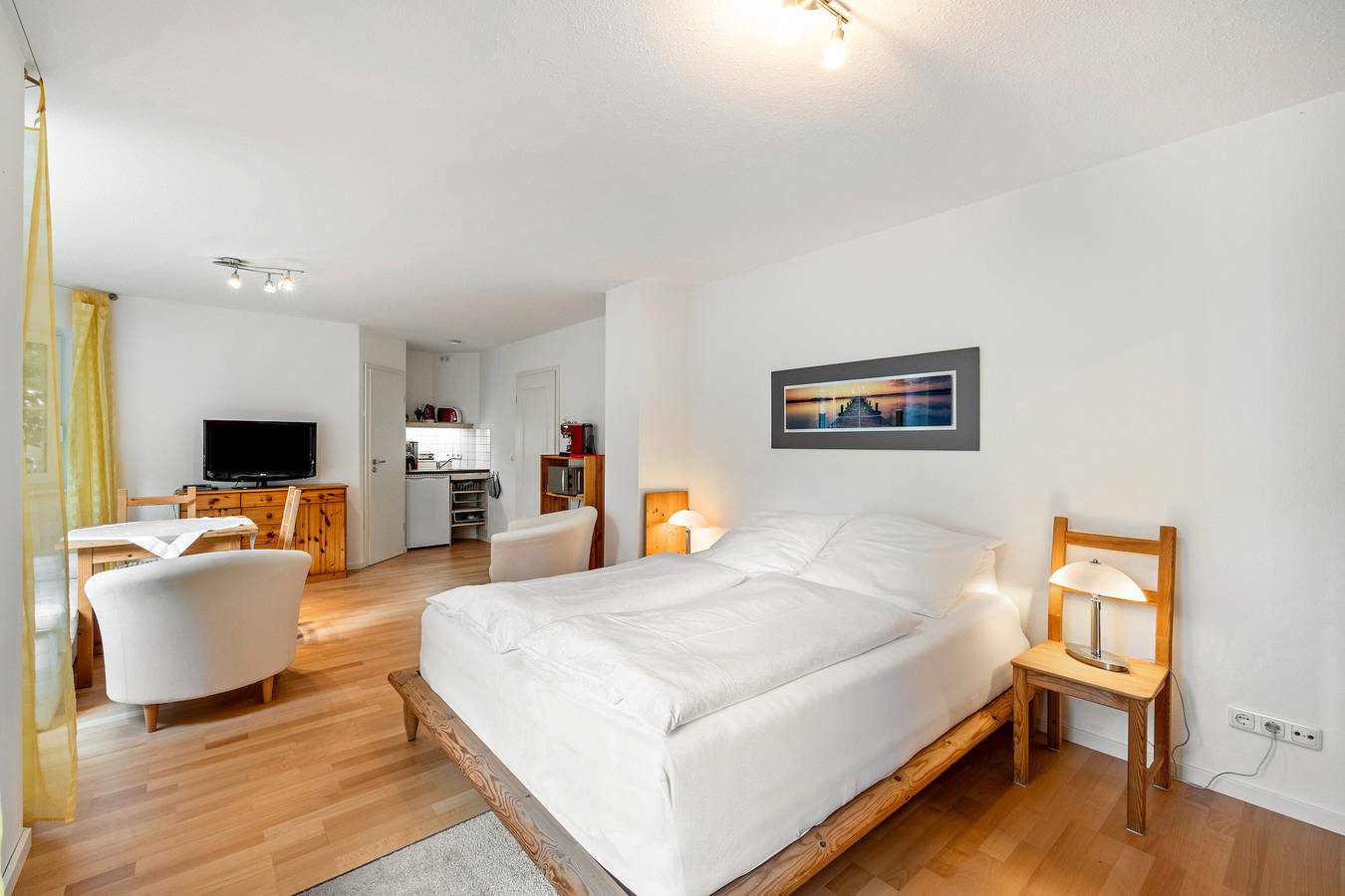 Studio 'Remke' with Private Terrace and Wi-Fi in Starnberg, Starnberger See