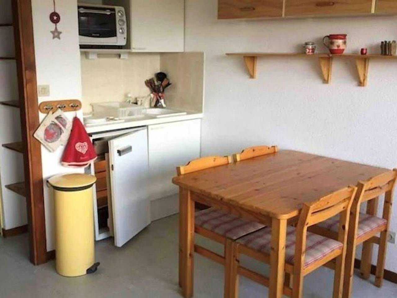 Studio entier, Studio 4 pers, Sud, à 300m des pistes, parking in Cohennoz, Région d'Albertville