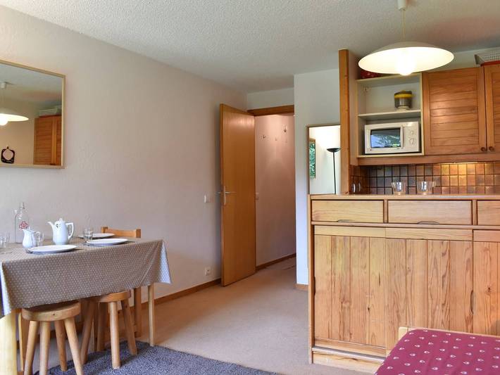 Gîte pour 4 personnes, avec piscine dans Méribel - 2