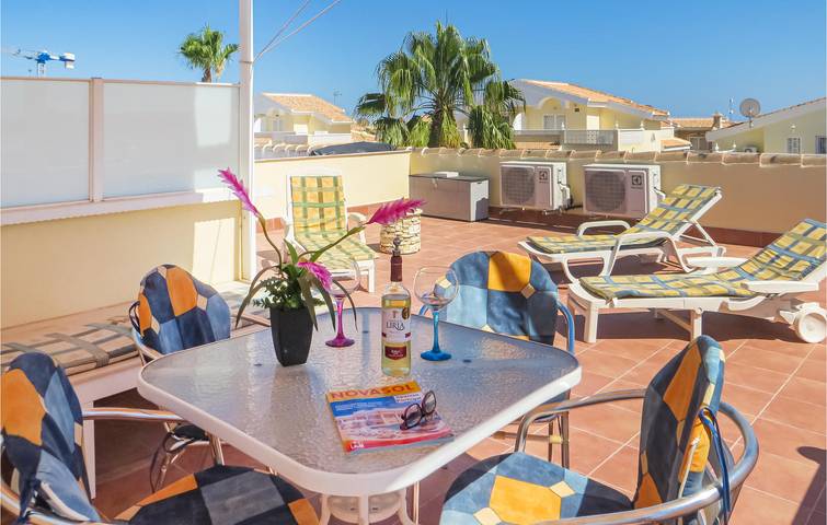 Ferienhaus für 4 Personen, mit Terrasse und Garten sowie Pool und Seeblick in Rojales - 4