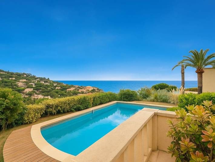 Location de vacances pour 8 personnes, avec jardin et terrasse dans Plage de la Garonnette - 2
