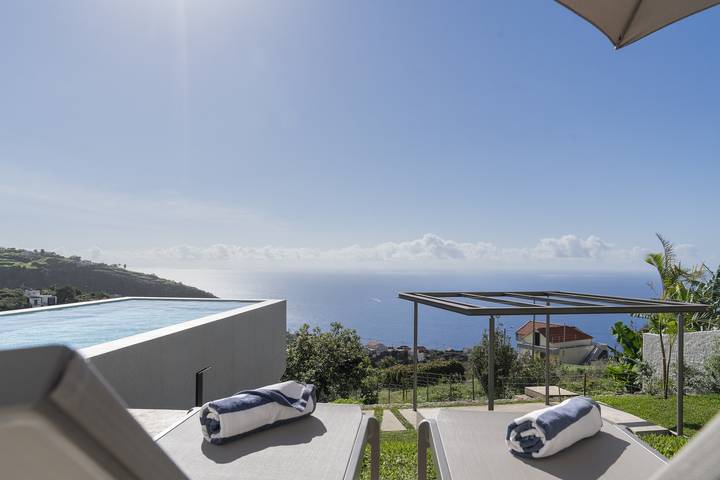 Location de vacances pour 6 personnes, avec jardin à Calheta - 2