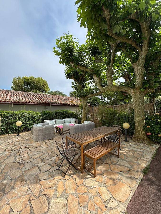 Location de vacances pour 10 personnes, avec terrasse et vue, animaux acceptés dans Office De Tourisme De Guethary