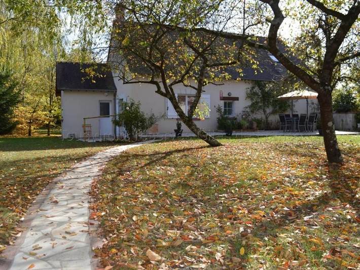 Location de vacances pour 4 personnes, avec terrasse et jardin à Cangey - 4