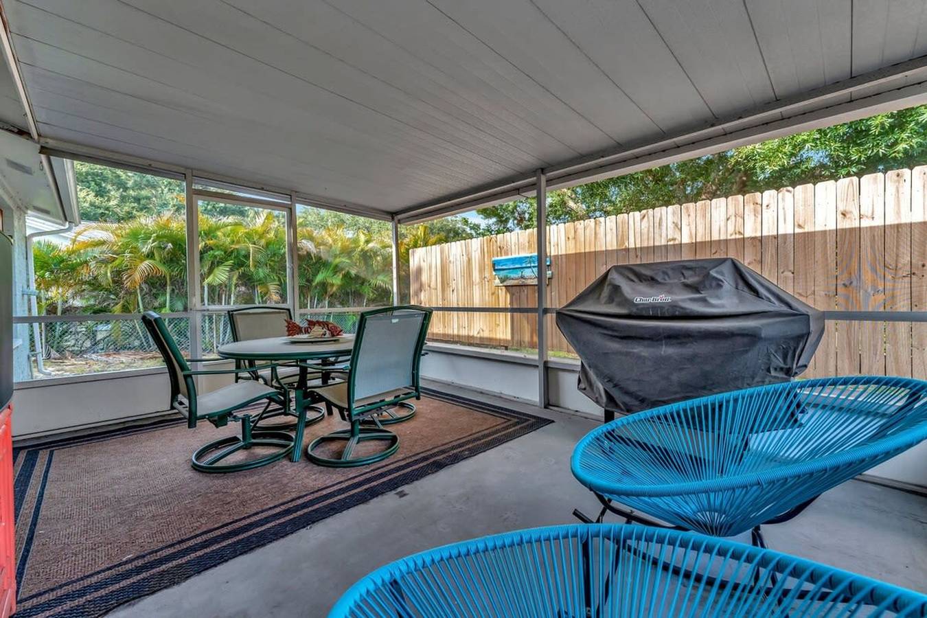 The Tarpon Treasure - Family Home 5 mins to beach  in Tarpon Springs, Pinellas County