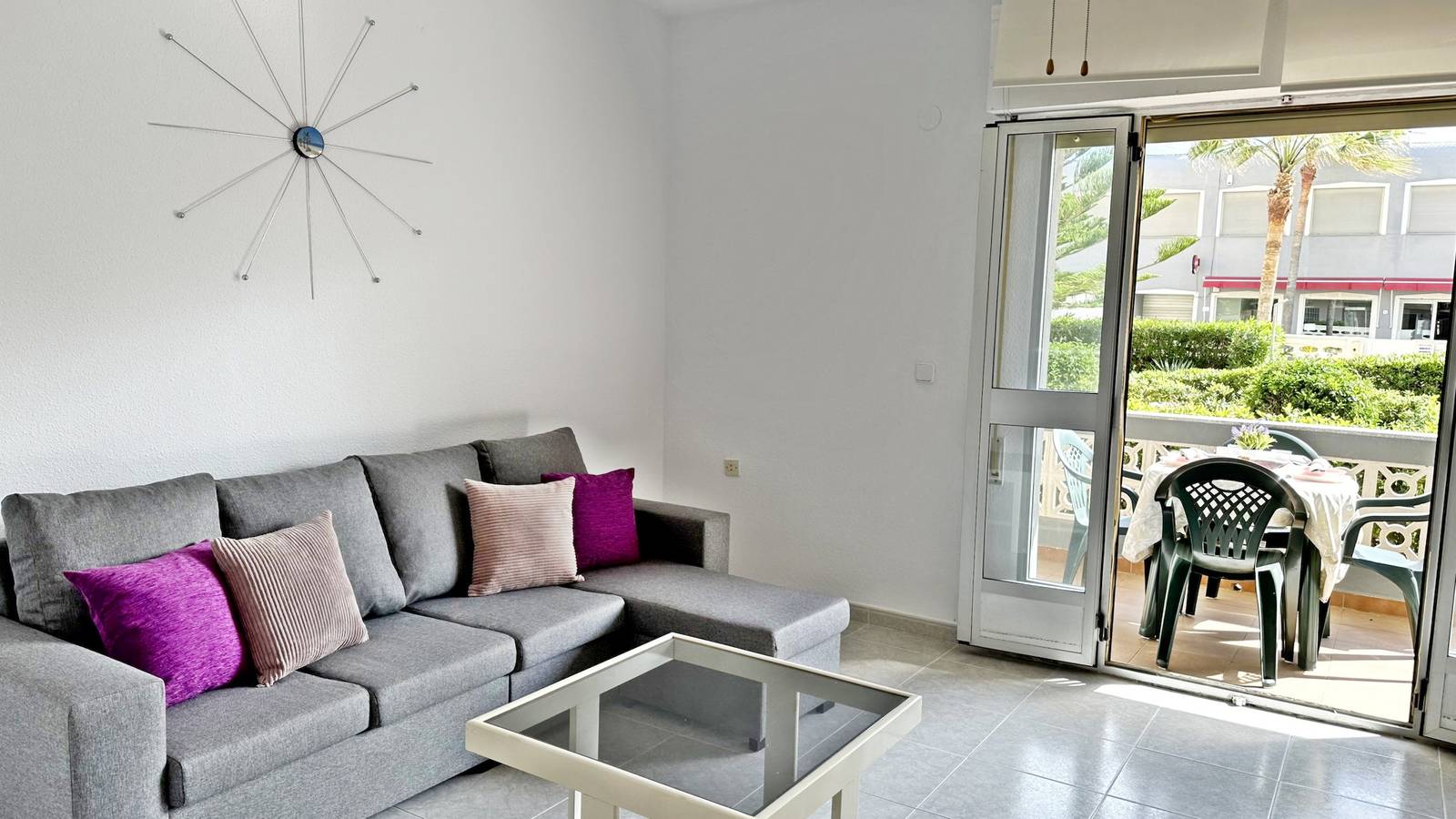 Apartamento entero, Marenys 6 - Bajo - 1ª in Miramar, Costa de Valencia