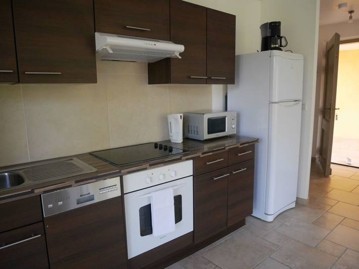 Gîte pour 4 personnes, avec piscine ainsi que jardin et terrasse à Montauroux - 2