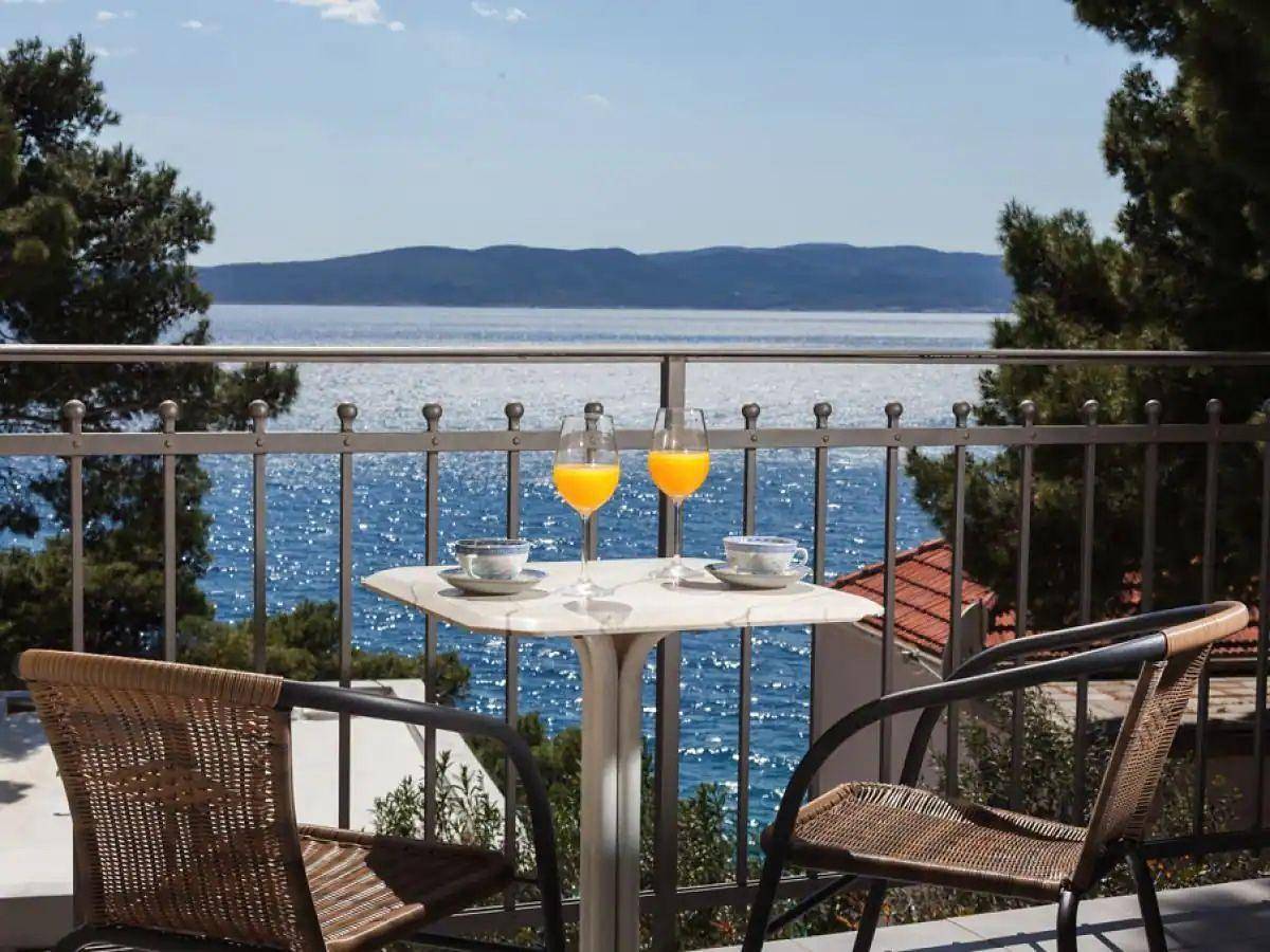 Villa Zorana in Brela, Makarska Riviera
