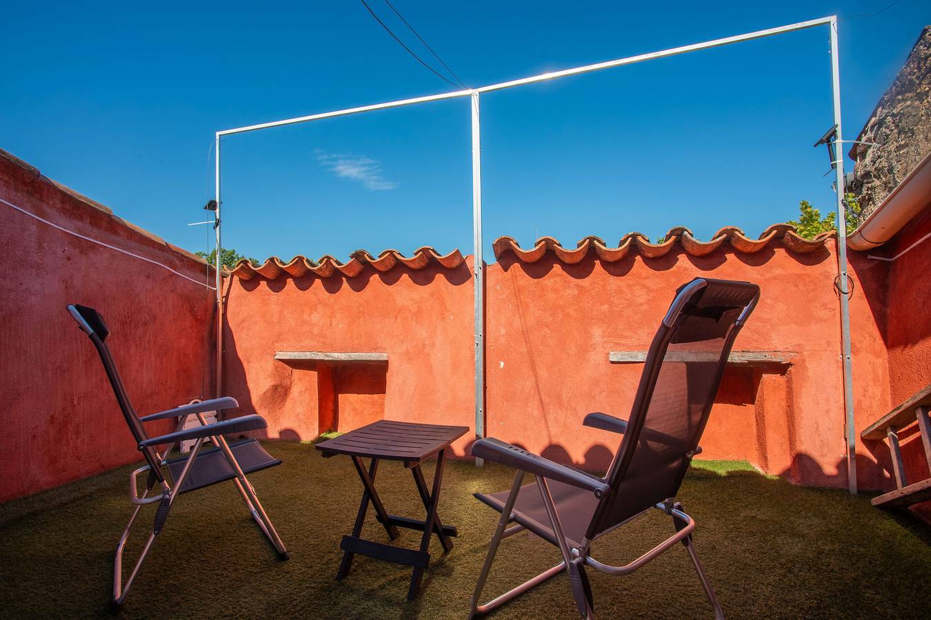 Provençal Escape at Mas J des Sens: Charm and Comfort in the Heart of Provence in Le Val, Brignoles region