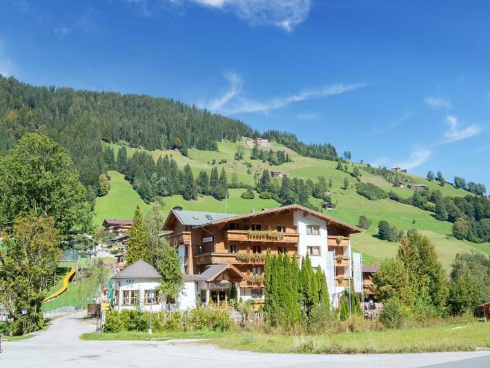 Ferienwohnung für 20 Personen, mit Terrasse und Garten sowie Pool und Sauna in Wildschönau - 3