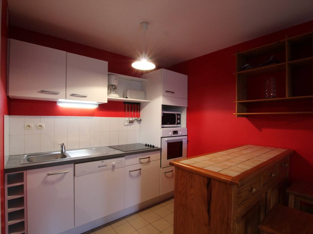 Gouville-sur-Mer: House for 5, Pets Allowed, Parking in Gouville-sur-Mer, Coutances