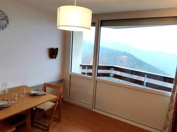 Gîte pour 4 personnes, avec balcon à Les Adrets