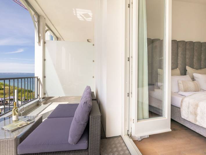 Ferienwohnung für 3 Personen, mit Pool und Sauna sowie Balkon, kinderfreundlich in Sellin