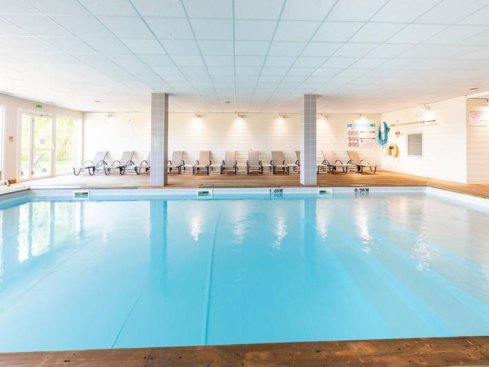 Gîte pour 6 personnes, avec piscine et balcon/terrasse, adapté aux familles à Roz-sur-Couesnon - 2