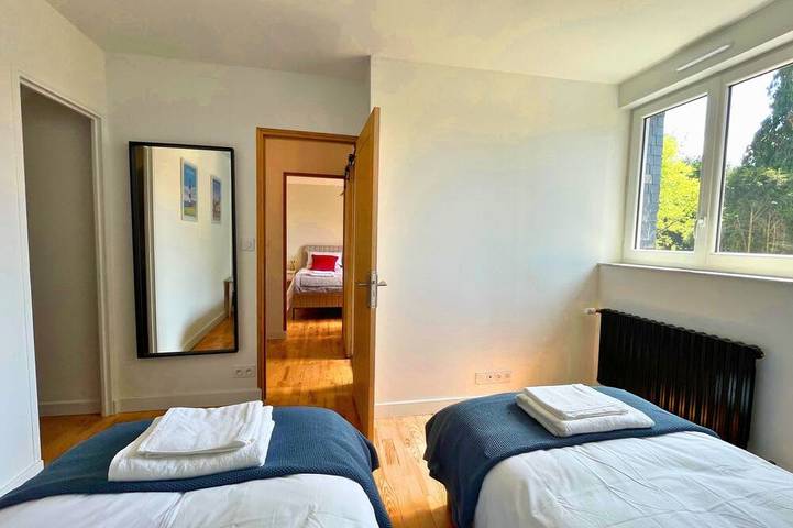 Location de vacances pour 4 personnes, avec jardin, animaux acceptés à Ploumagoar - 2