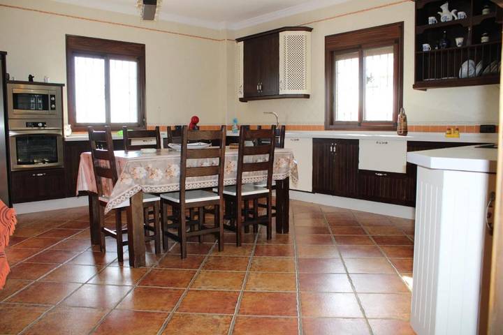 Casa rural para 9 personas, con Jacuzzi y Terraza además de Piscina y Vistas en Rincón de la Victoria - 3