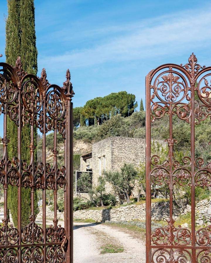 Les Milles Roches in Village de Gordes, Gordes