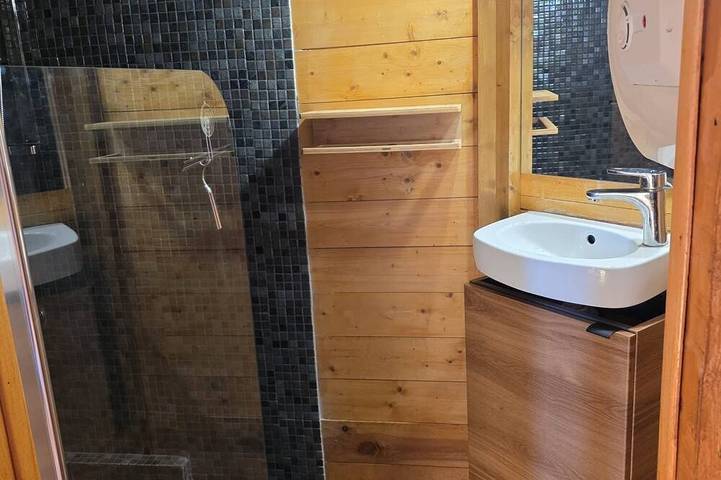 Gîte pour 2 personnes, avec jacuzzi, animaux acceptés à Meyssac - 4