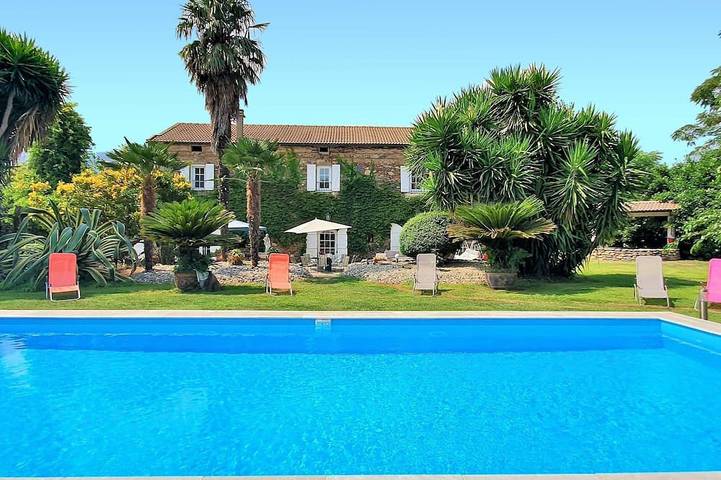 Casa vacanza per 10 persone, con piscina e giardino - 1