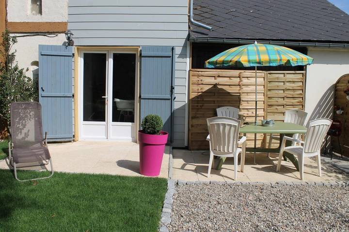 Gîte pour 2 personnes, avec Terrasse et Jardin