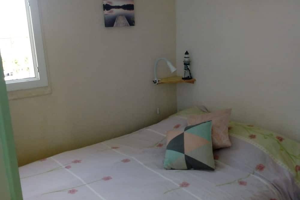 Appartement entier, Gruissan (Aude) Appartement calme, vue/port plaisance, Clim, Sdb neuve, Parking in Gruissan (Ville), Gruissan