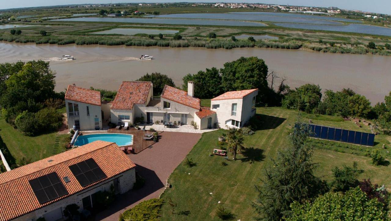 La Charentine in Échillais, Région de Rochefort