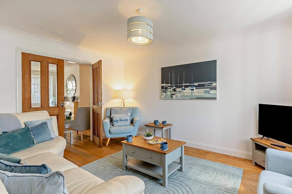 4 Bed in Llandudno in Deganwy, Conwy region