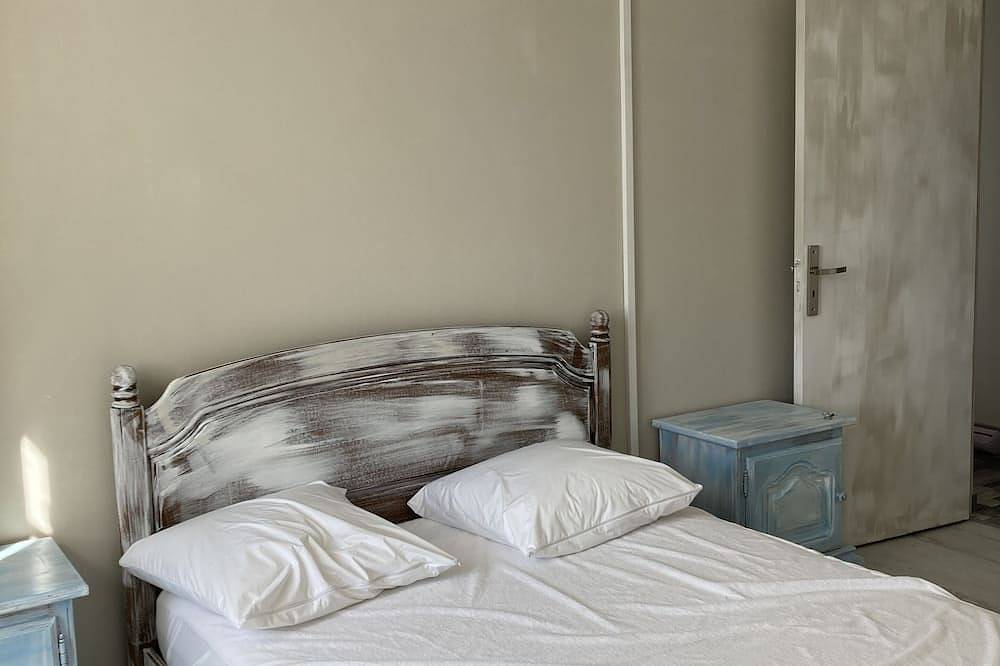 Country house with swimming pool in Coulx, Marmande und Umgebung