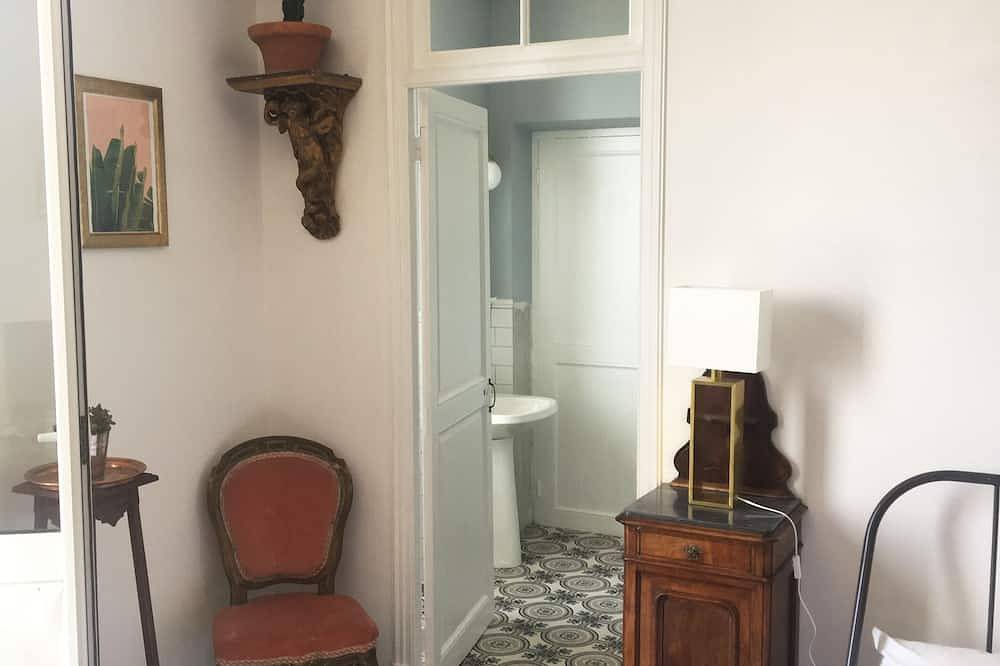 Entire apartment, Large apartment with incredible sea views in Ventimiglia (City), Ventimiglia