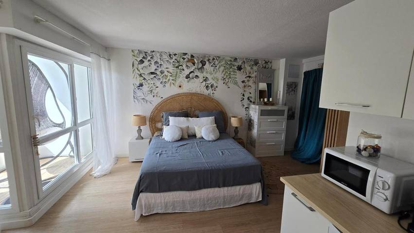 Appartement de vacances pour 2 personnes, avec jacuzzi ainsi que jardin et balcon