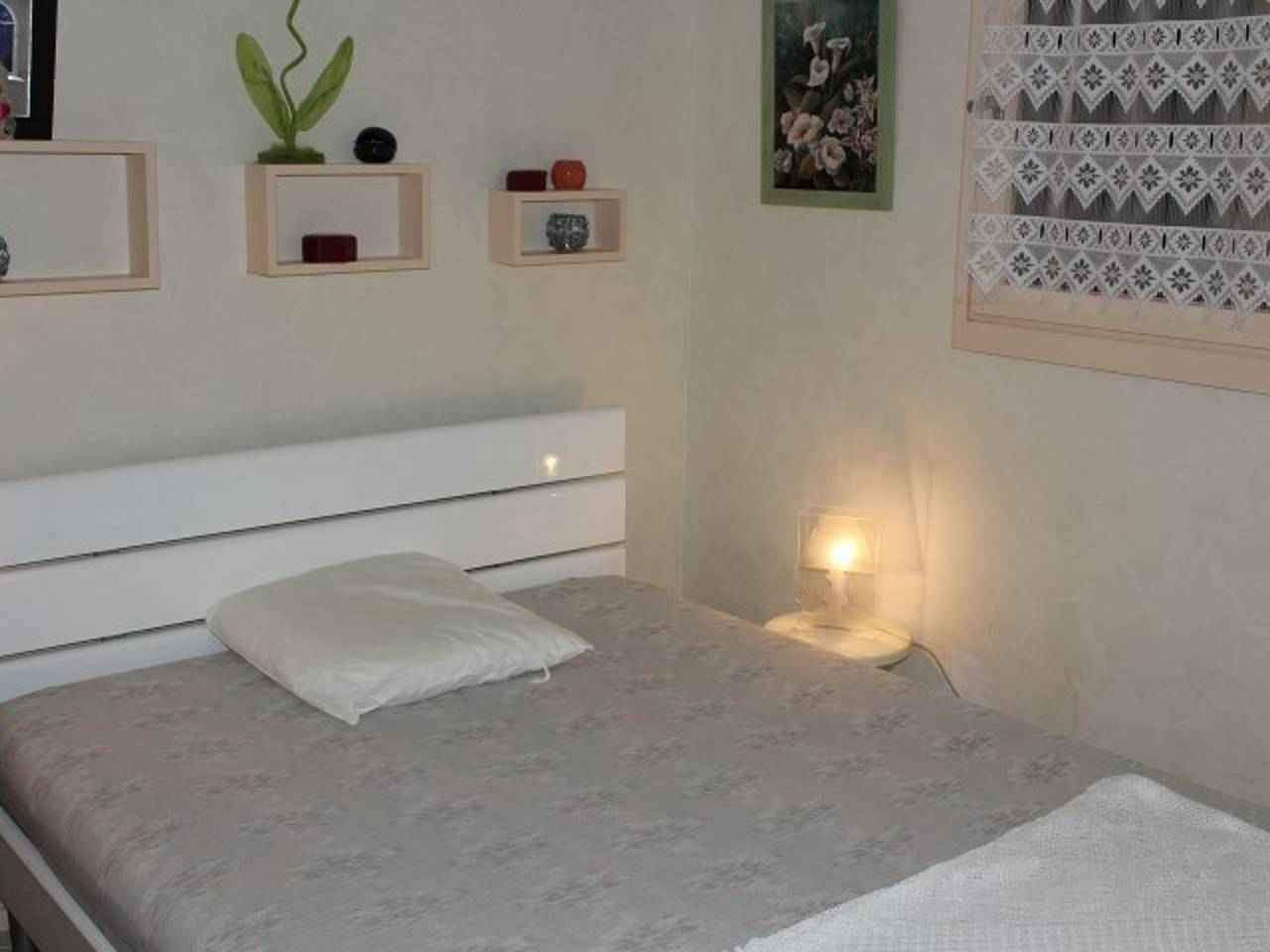 Appartement entier, Appt 2P cabine, 6 couchages avec piscine et parking à Gruissan, près plage et port in Gruissan (Ville), Gruissan