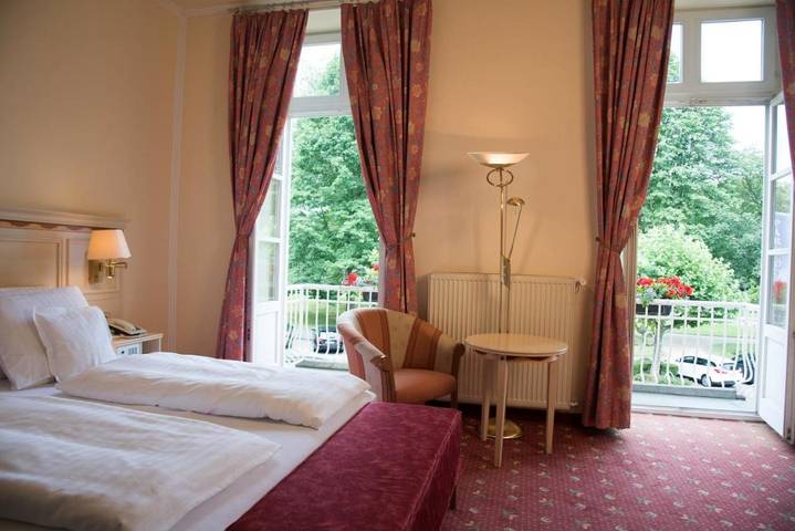 Hotel für 2 Personen, mit Terrasse und Garten sowie Sauna und Ausblick in Bad Homburg