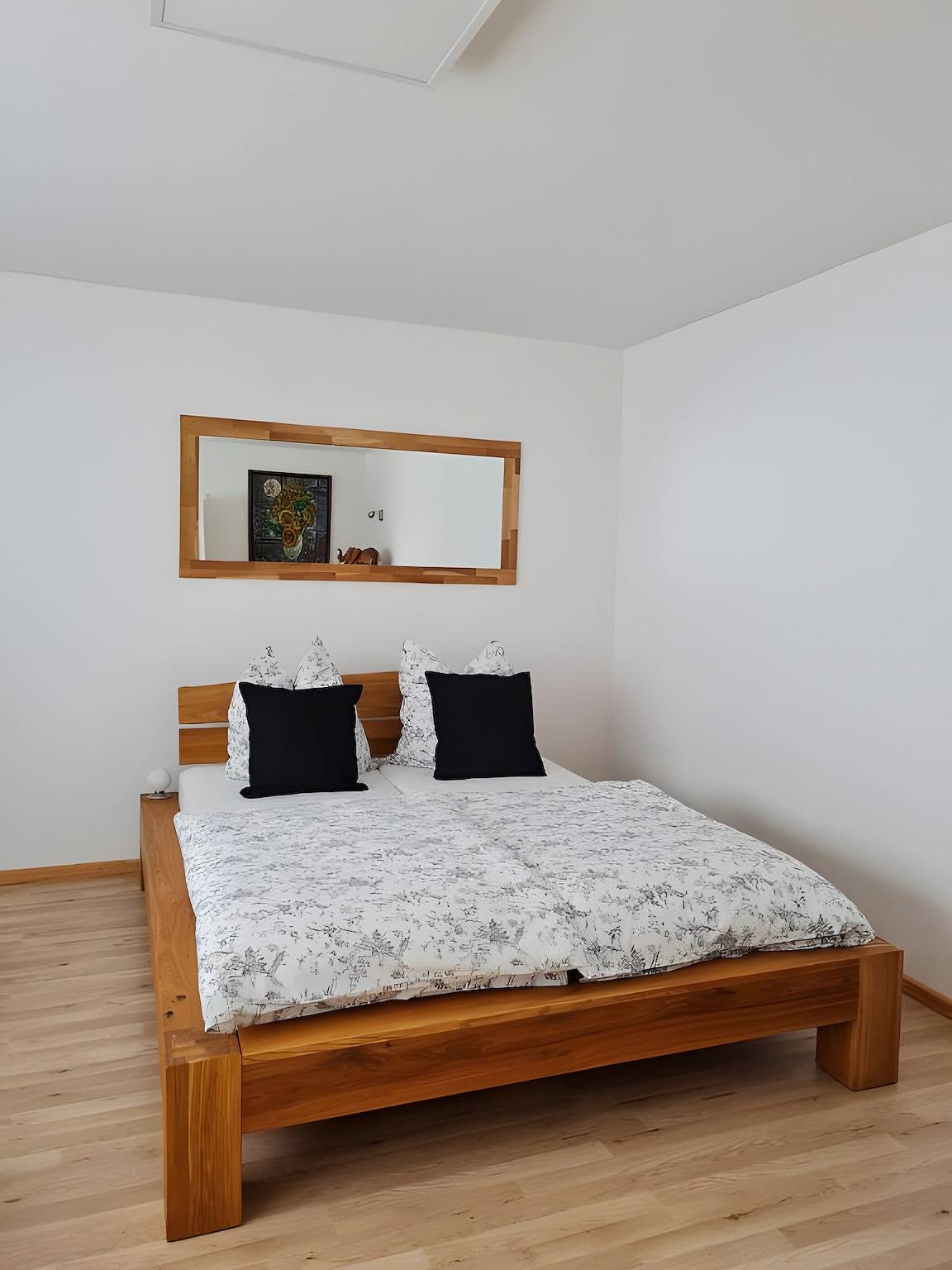 Ganze Wohnung, Ferienwohnung 'Relax' mit Bergblick, privatem Garten und Wi-Fi in Bad Wildbad, Nordschwarzwald