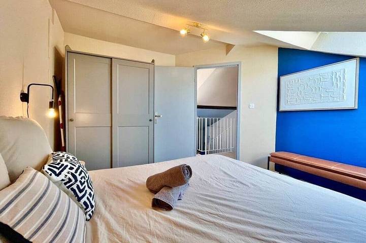 Entire apartment, Belle Étoile | Rooftop & Hammock | Mulhouse Centre in Mulhouse, Mulhouse region