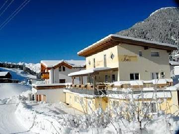 Hütte für 6 Personen, mit Terrasse und Garten, mit Haustier im Ötztal